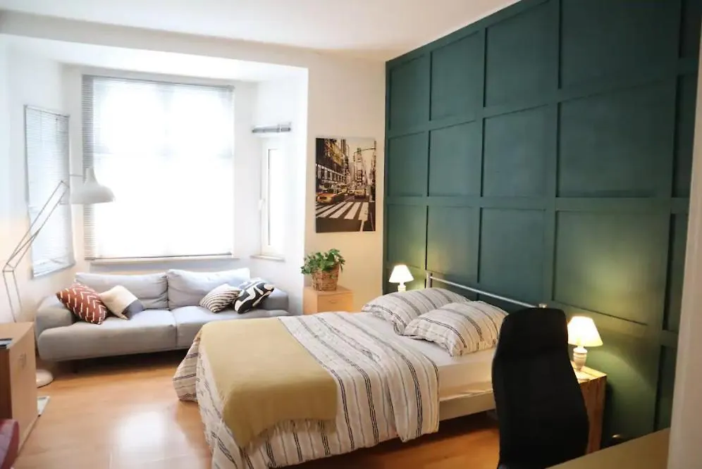 Cozy , Warm And Welcoming Room In The Heart Of Nuernberg